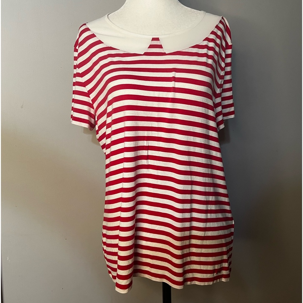 NWOT Tommy Hilfigure Ponk/White Striped T Shirt W/ Delicate looking Collar!!